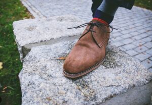 Chaussures en cuir et daim : confortables et élégantes